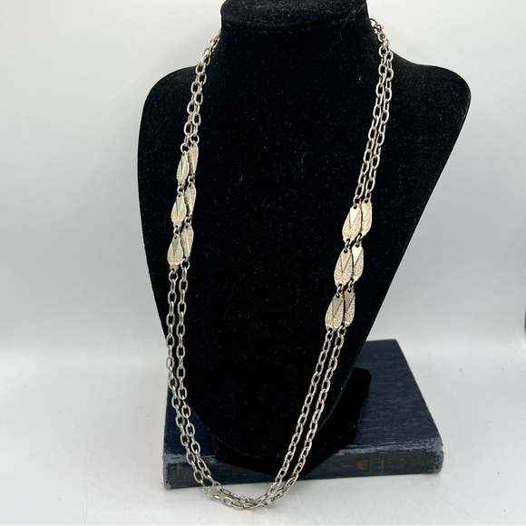Vintage silver tone embellished wrap necklace 52” - Picture 4 of 8